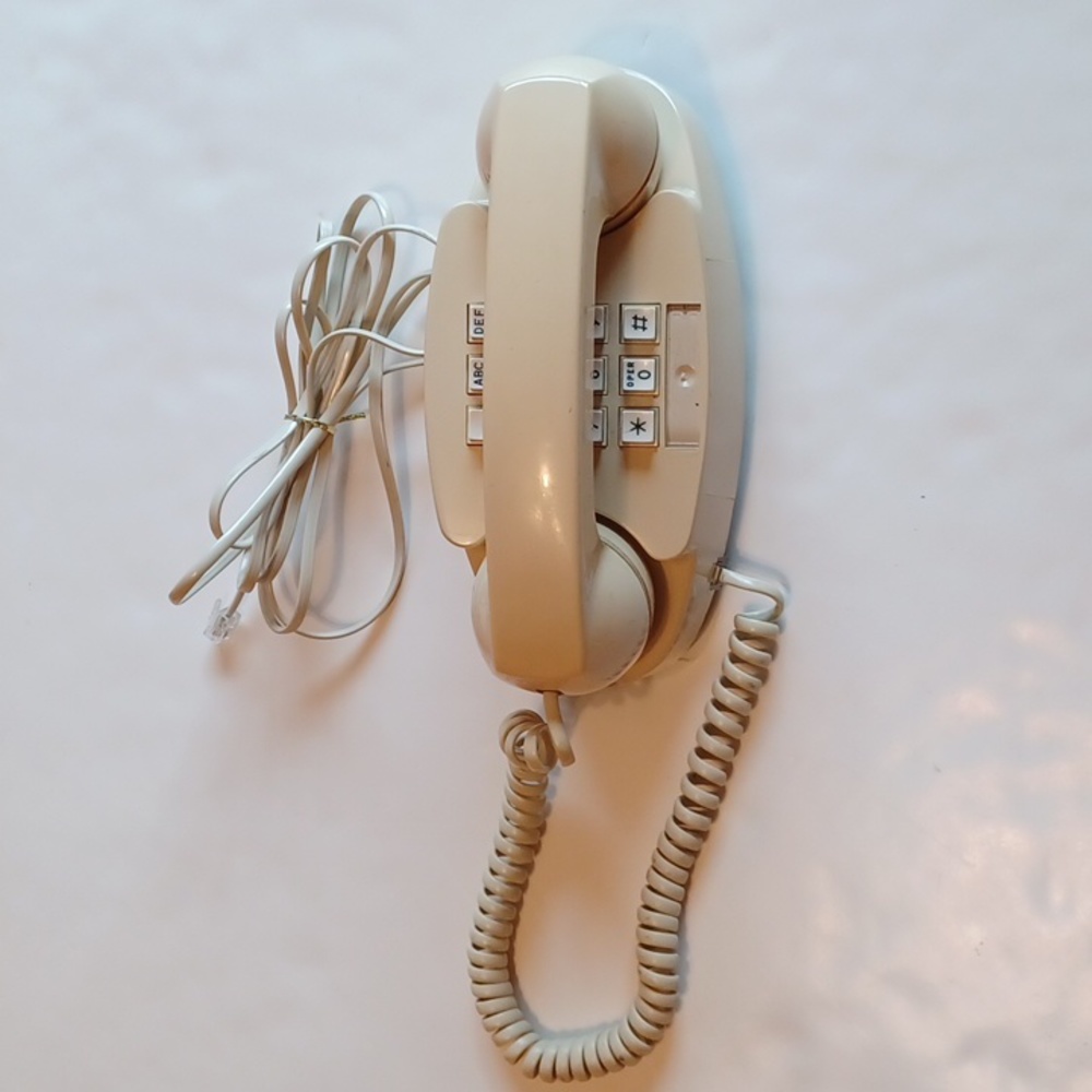 Vintage push button princess phone